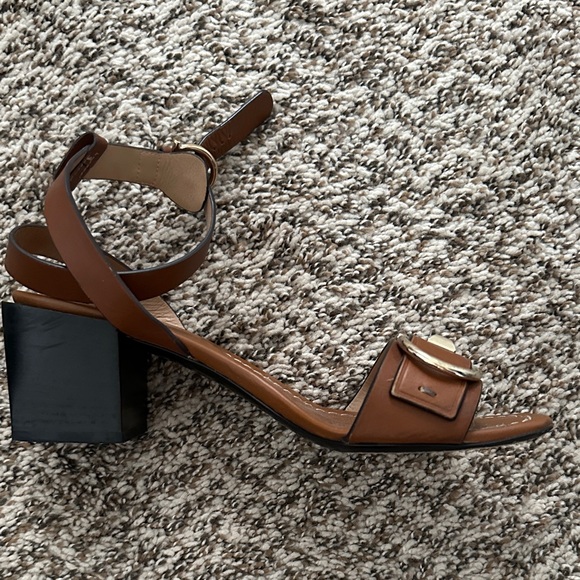 Salvatore Ferragamo Brown Leather Sandals with Gold Buckle 7C - Picture 3 of 7